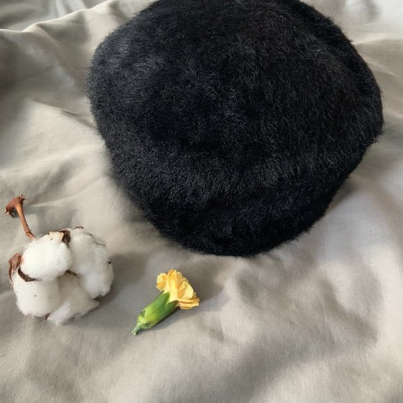 Black Fuzzy 90's Style, Messenger Kangol Hat/ Cap | Women's black hat - Picture 2 of 3